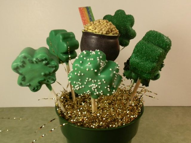 Cake Pops for St. Patricks